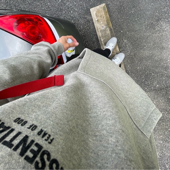 Meet your Posher, George - Picture 1 of 1